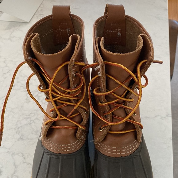 Womans LLBean boots - Picture 4 of 5